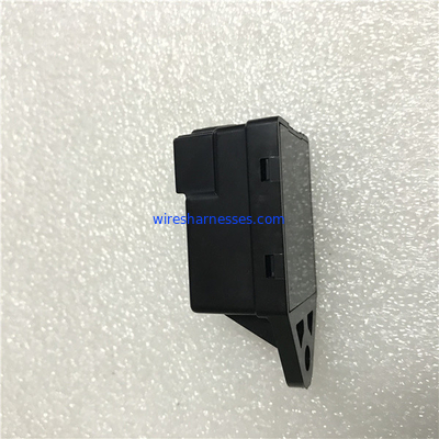 Relé agrícola 15694-65992 do motor da máquina V3800 V2003 Kubota