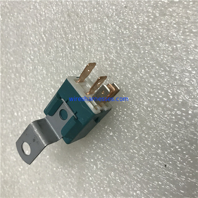 156700-1840 Isuzu Denso Air Conditioning Relay para a maquinaria de construção